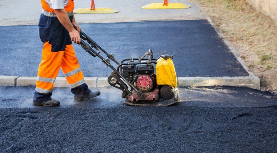 Professional gutter cleaning in Shungnak, AK
